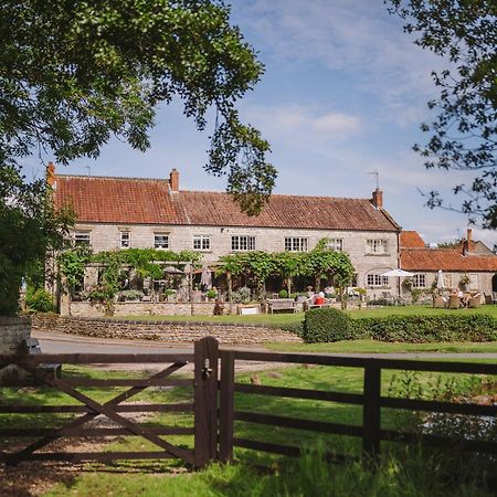 The Pheasant Hotel Harome Esterno foto